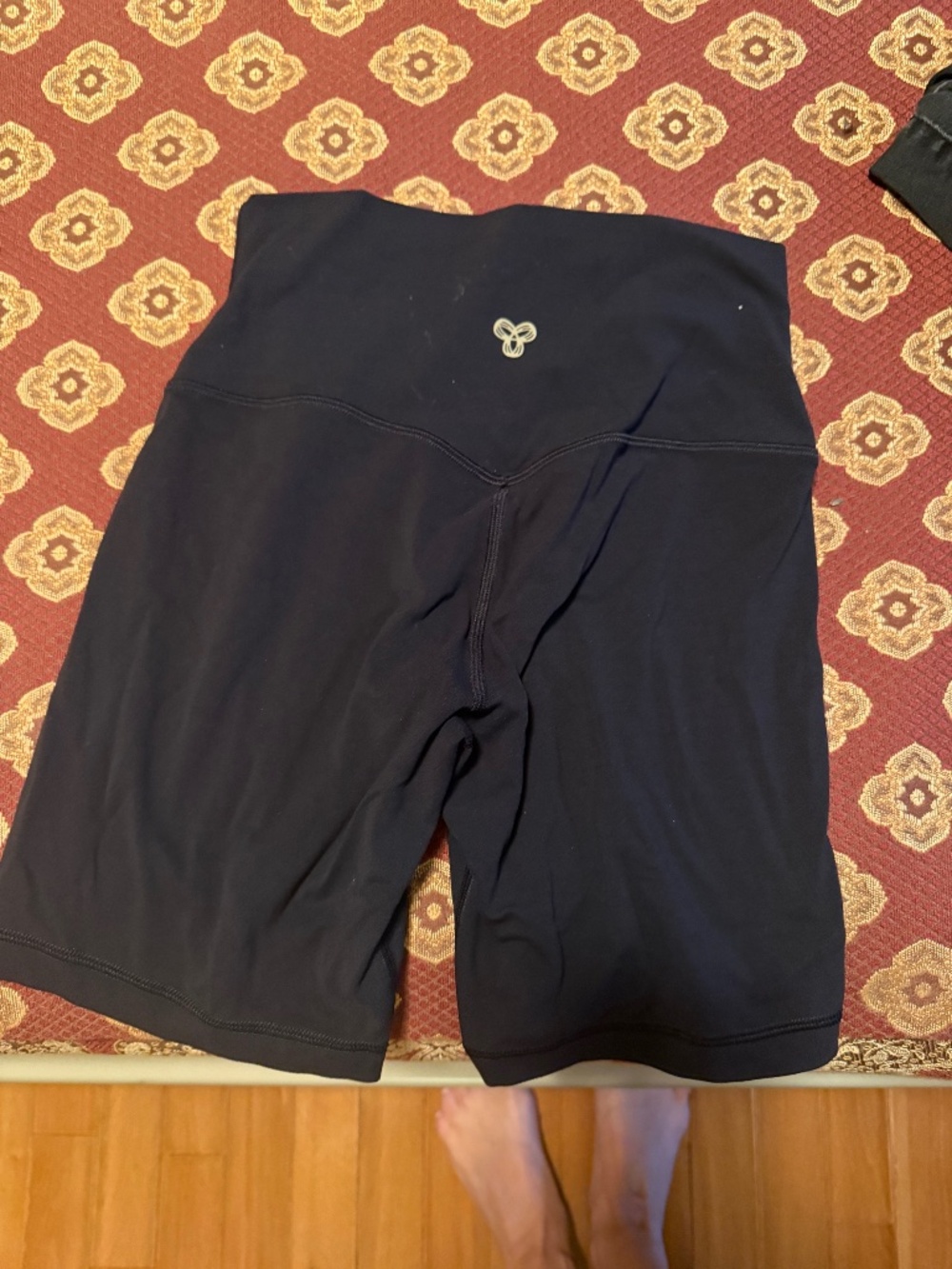 Aritzia butter biker shorts 5”
